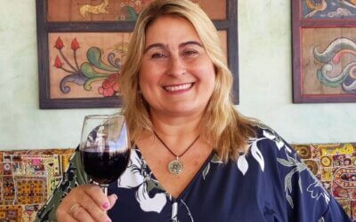 Encontro com chocolate, vinho e literatura